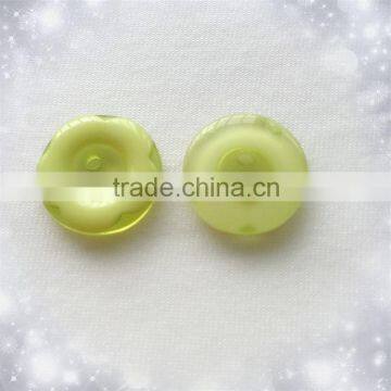 fancy resin buttons in flower shape two hole buttons