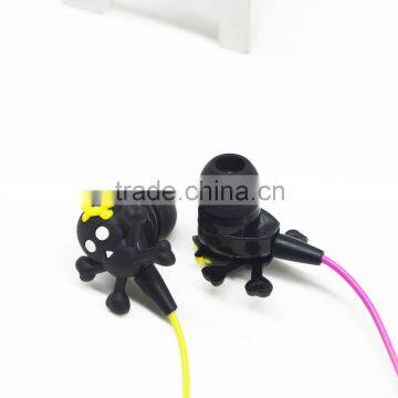 Wholesale Logo Customized Promotional free sample earphone headphones