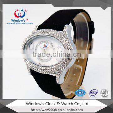 ladies rayal diamond alloy case watch with genuine leather