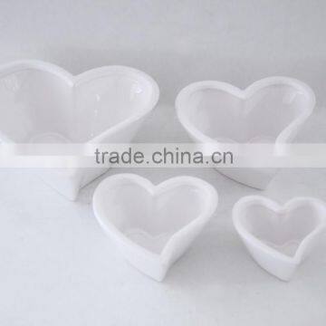 Creative Design Ceramic Heart Shape Dish