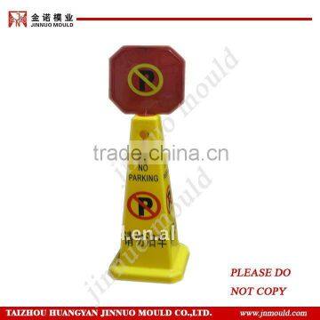 Traffic Warning Mould