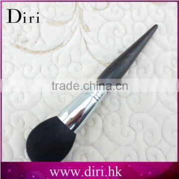 Pretty high quality personalized makeup brushes from China manufacturers