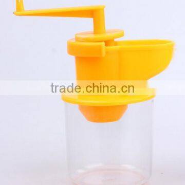 CY131 Hot New Spiral Garlic Press Manual Garlic Grinder Device Kitchen Gadgets Garlic Mesher photo-2