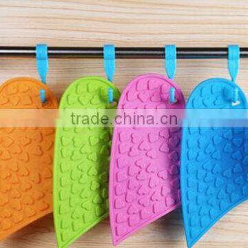 Wholesale New Creative Love Heat Pad Anti-scald Restaurant Placemats Silicone Coasters photo-2