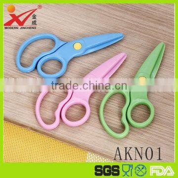 AKN01 Best Selling Products Safety Plastic Scissors for Cutting Papers