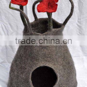 Best Selling Eco-friendly High Rise Flower Design Warm Felt Cat House