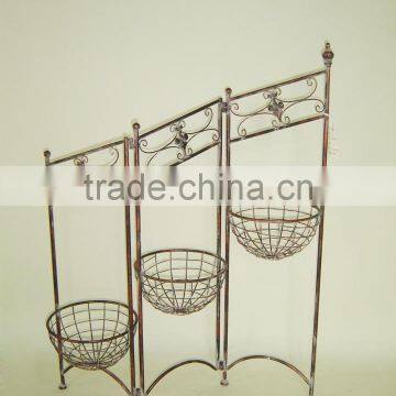 metal plant stand