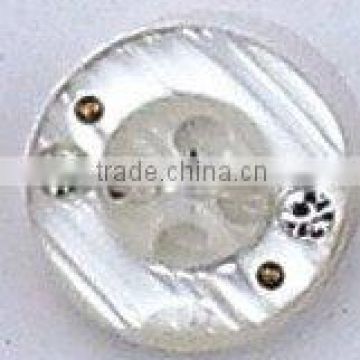 Flat shiny beads placing resin button