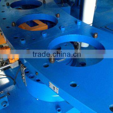 PVC Air Blowing Shoe Injection Molding Machine photo-4