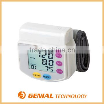 wrist Battery powered big lcd digital blood pressure monitor