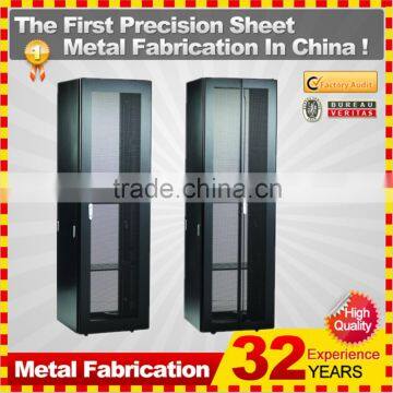 19'' Floor Standing Network Rack Server Cabinet With Lockable Front Door photo-2