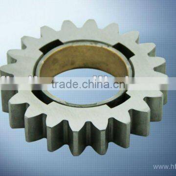 Driving wheel with bi-metal bushing