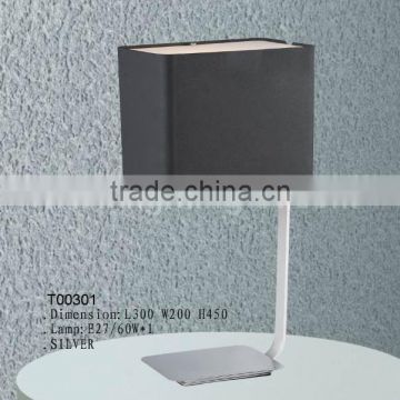 New design table lighting/Modern table lamps T00301