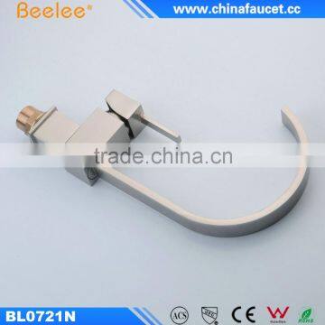 China Kitchen Mixer Instant Hot Water Tap Flexible Wash Basin Faucet photo-4