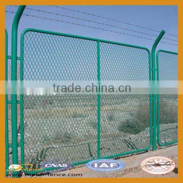 Heavy duty PVC coated expanded metal mesh fence(manufacture/ISO)