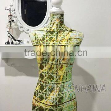 Printing elastic fabric mannequin