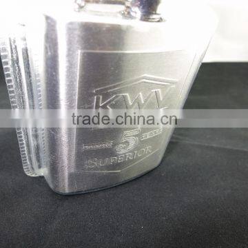 Stainless steel hipflask with blister packing