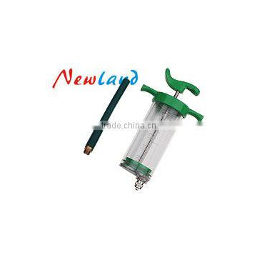 Plastic steel syringe with rubber drenching nozzle