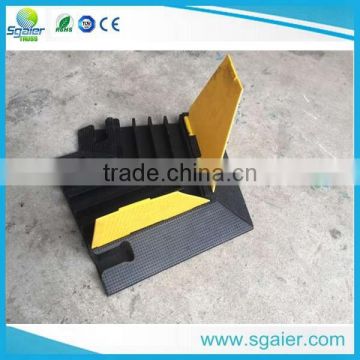 4 channel China cheap Cable protector ramps stage cable ramp