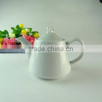 stock ceramic white tea pot