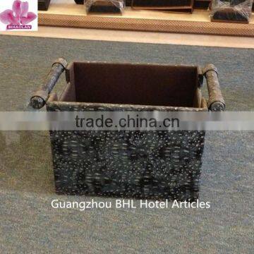 Vintage Style household decorative PU leather storage box with handle, China manufacturer wholesale directly