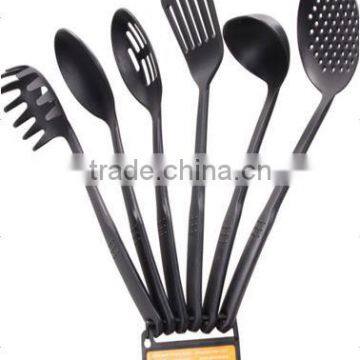 NYLON KITCHEN TOOLS