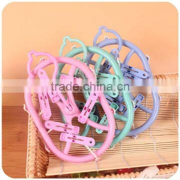 C215 Drying Clothes Plastic Hanger With Clips Ellipse Shape photo-1