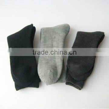 China Wholesale men custom dress socks