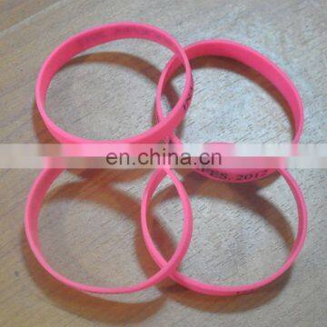 China Manufacture OEM Design Good Promotional Gifts Fitness Sports Silicone Bracelet photo-2