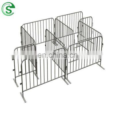 China Wholesale Galvanized Iron Crowd Control Barrier Fence Heavy Duty Portable Protective Barriers