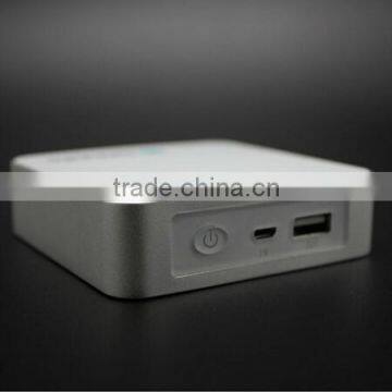 LCD Digital Display 6600mah Polymer Cell Aviation Aluminum Power Bank With HD Advertising Potable Cell Phone Charger photo-2