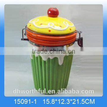 Handpainting gift ceramic sealed canister pot with icecream design