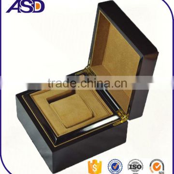 High quality piano lacquered wood watch Boxes & Cases storage box cheap gift case