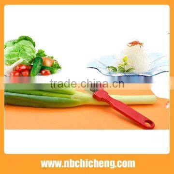 Multi- Shredded Onion Knife photo-2