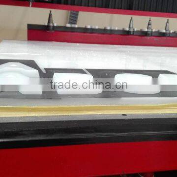 Japan Yaskawa Servo Motor With 25mm HIWN Square Rail Working Table Move Atc Cnc Router photo-3