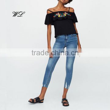 Wholesale ladies capri jeans ladies tight jeans fashion woman apparel