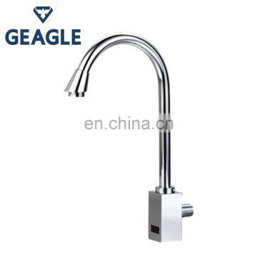 Hospital medical surgery sensor faucet