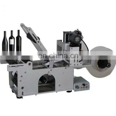 Manual Round Bottle Labeling Machine Adhesive Sticker Labeler For Beer Cans Water Wine Glass Applicator Mini