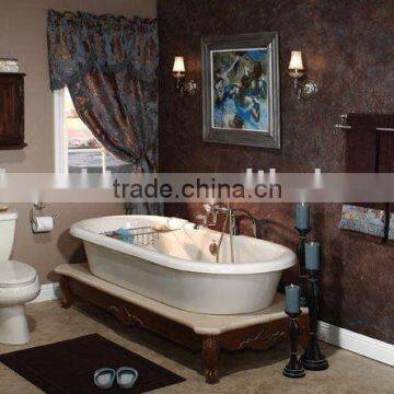 clawfoot bathtub