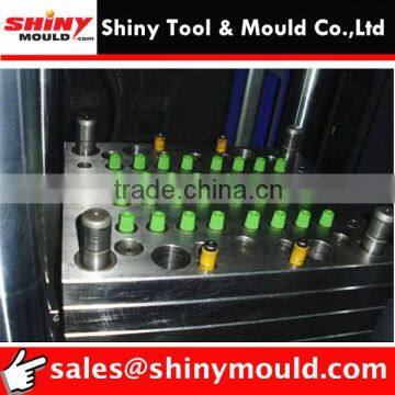 plastic bottle cap mould / moldes de tapas