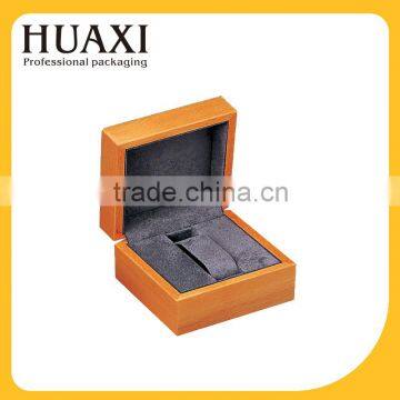 custom luxury glossy wooden watchbox