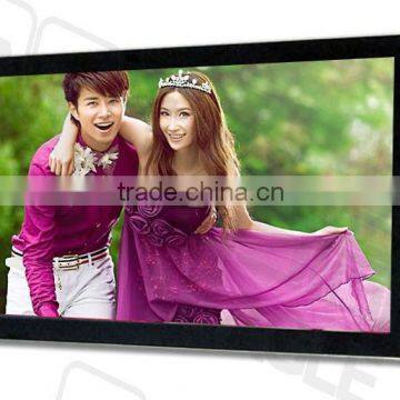 Suprl custom 32" rounded wall hanging Android network advertising player