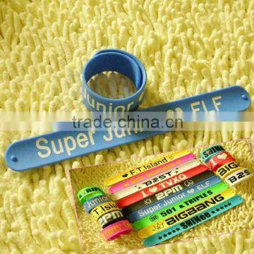 Best-selling ! 2013 the Personality Fashion Design Silicone Slap Bracelet