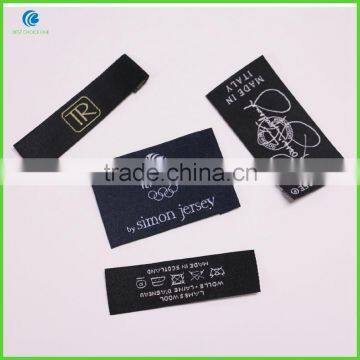 China Customize Brand Name Fabric Cloth Garment Label Woven Cheap Clothing Label