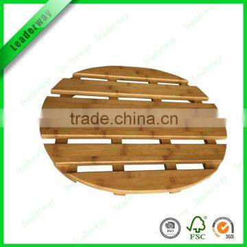 New design round shape bamboo shower foot mat