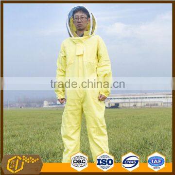 Supply cotton beekeeping coverall hooded bee suits/ beekeeping suits