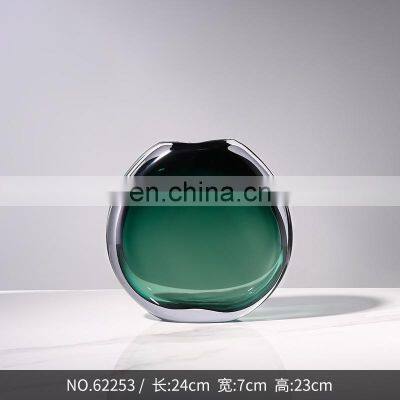 China Manufacturer Cheap Designer Desktop Decoration Green Art Small Flower Glass Vase photo-3