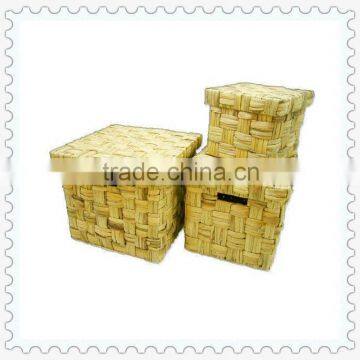 2013 new fashional S/3 water hyacinth weaving rectangular storage basket with lids