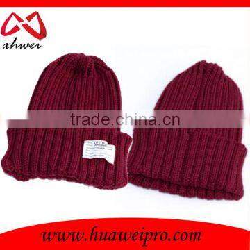 Custom Plain Beanie Cheap Knitted Beanie Black and White Letters photo-4