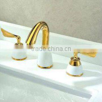 Modern Style Golden Bathroom Tub Shower Faucet QH812G